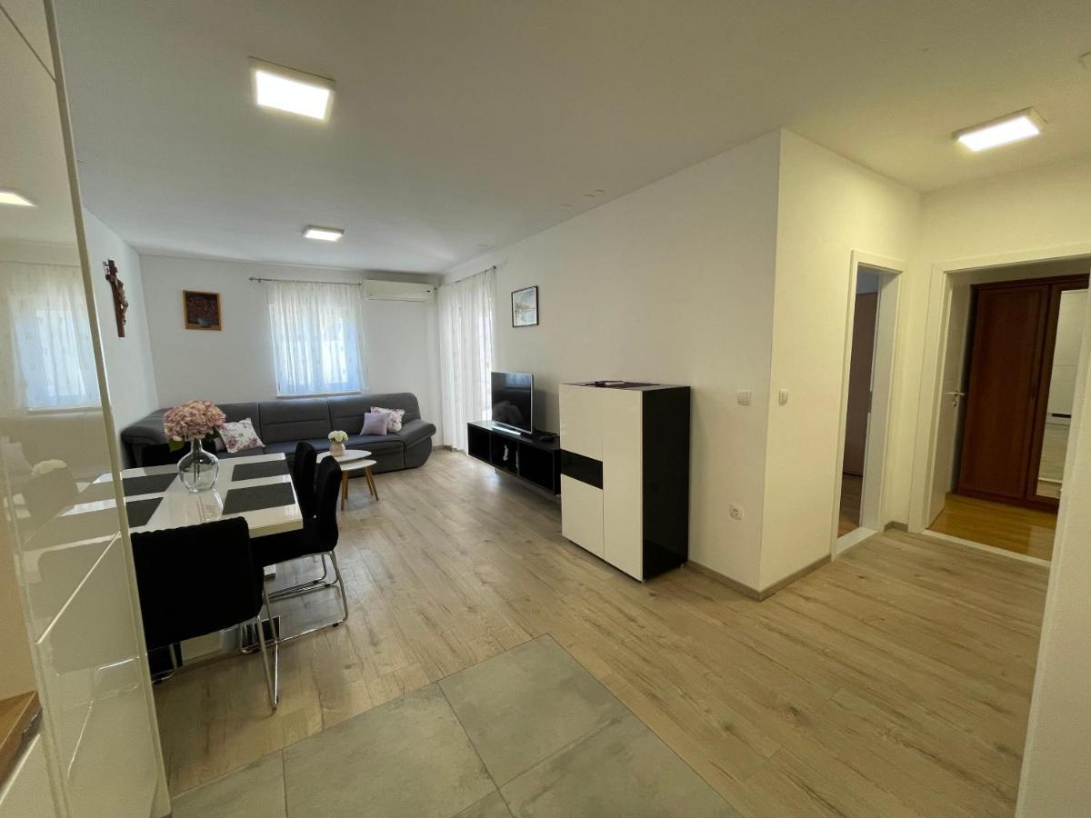 The Big Terrace Apartment Makarska Bagian luar foto
