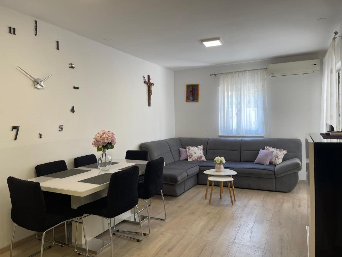 The Big Terrace Apartment Makarska Bagian luar foto