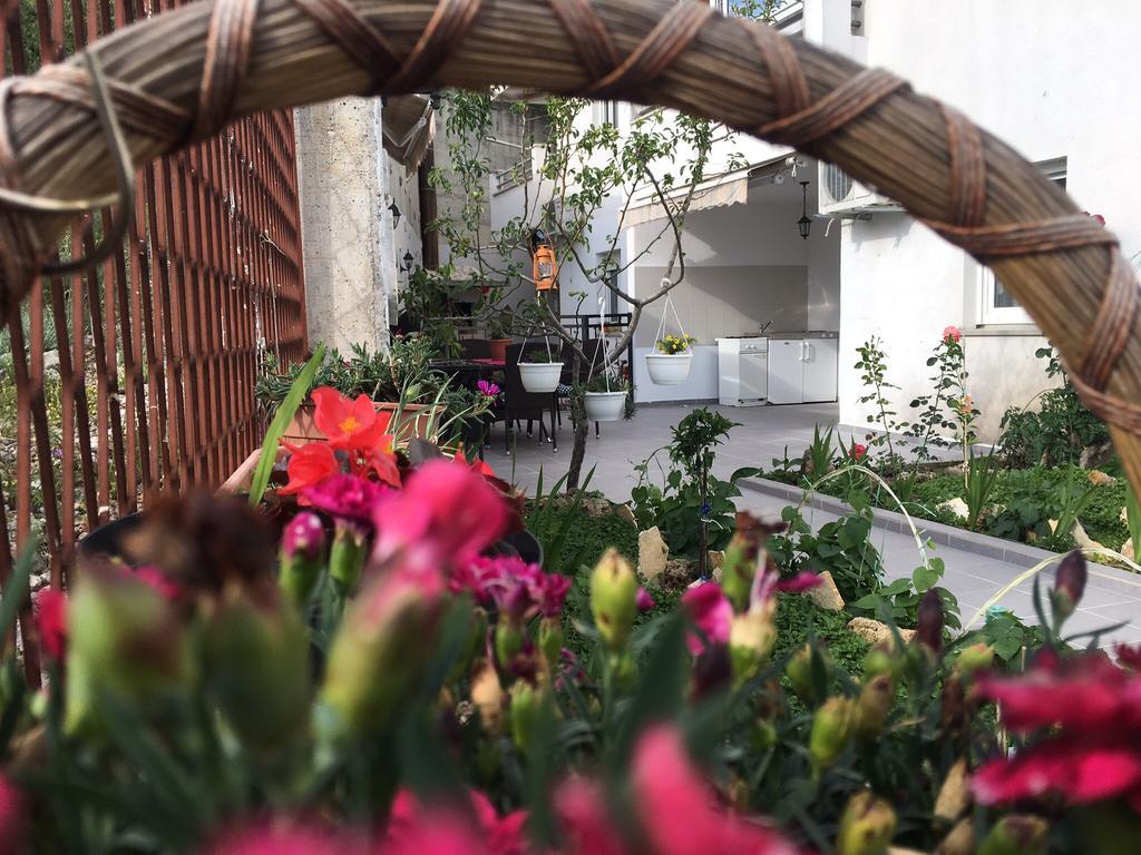 The Big Terrace Apartment Makarska Bagian luar foto